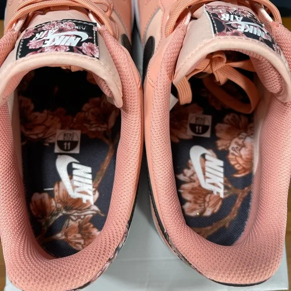 SOLD Nike AF1 - Picture 5 of 9